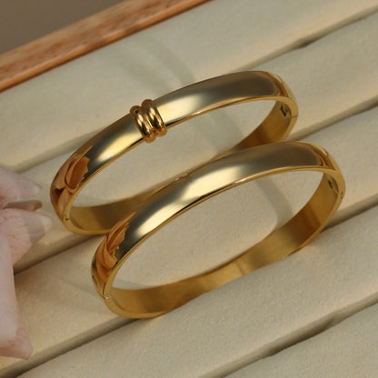 18K Gold-plated Stainless Steel Curved Polished Bangle Bracelet