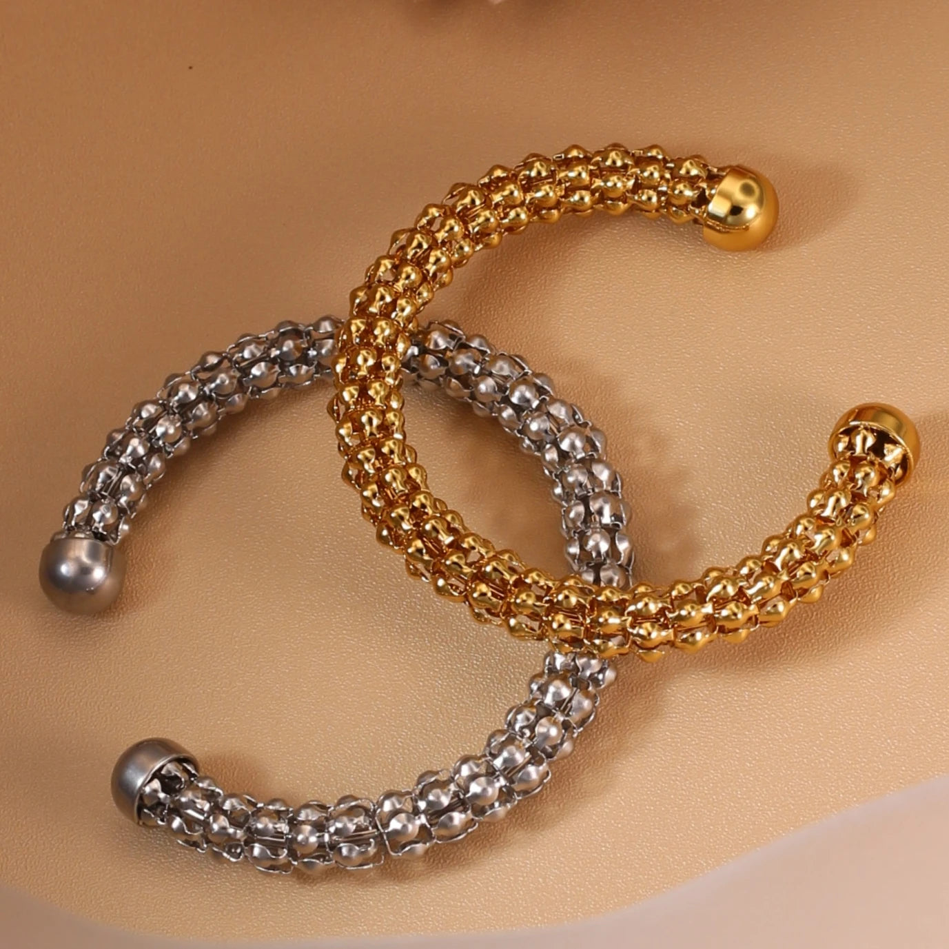 Luxury Women Roman Numeral Bead 18K Gold-Plated Stainless Steel Bangle Bracelet