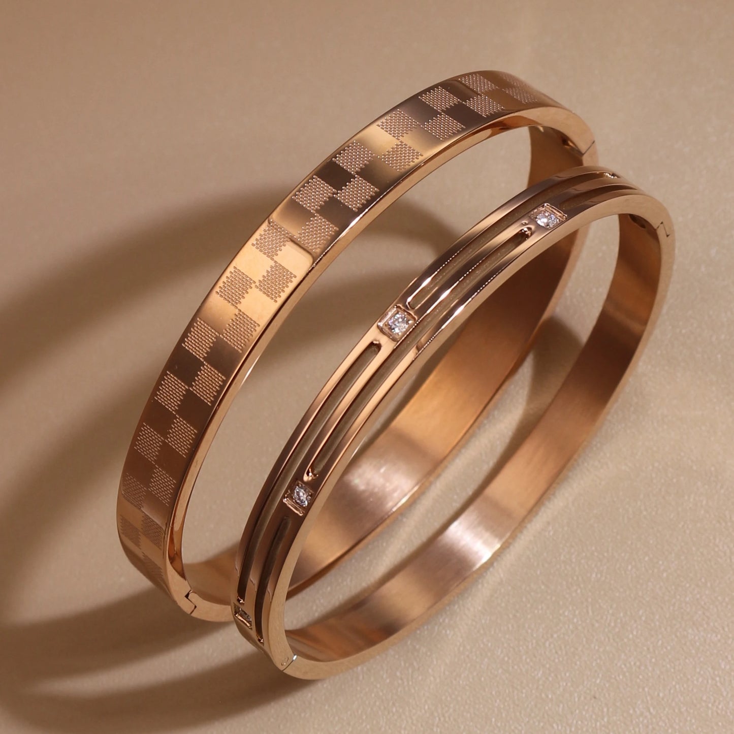Luxury Polished Checkered Design Stainless Steel Crystal Wedding Party Bangle Bracelet