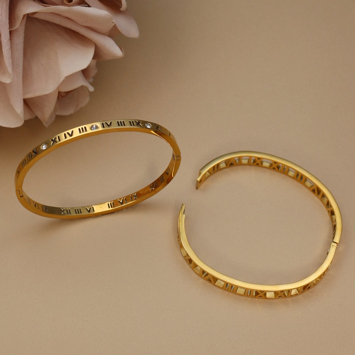 Fashion Stainless Steel Crystal Cutout Roman Numeral Design Gold Color Bracelet Women's Jewely