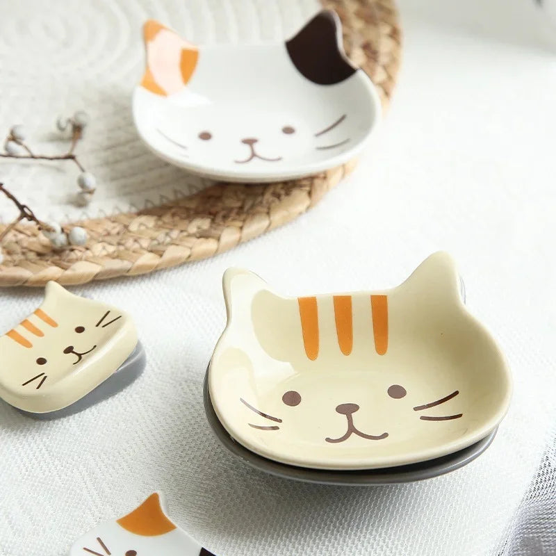 Tiny Japanese Cute Cat Creative Ceramic Dish Porcelain Dipping Saucer Snack Plate Tableware