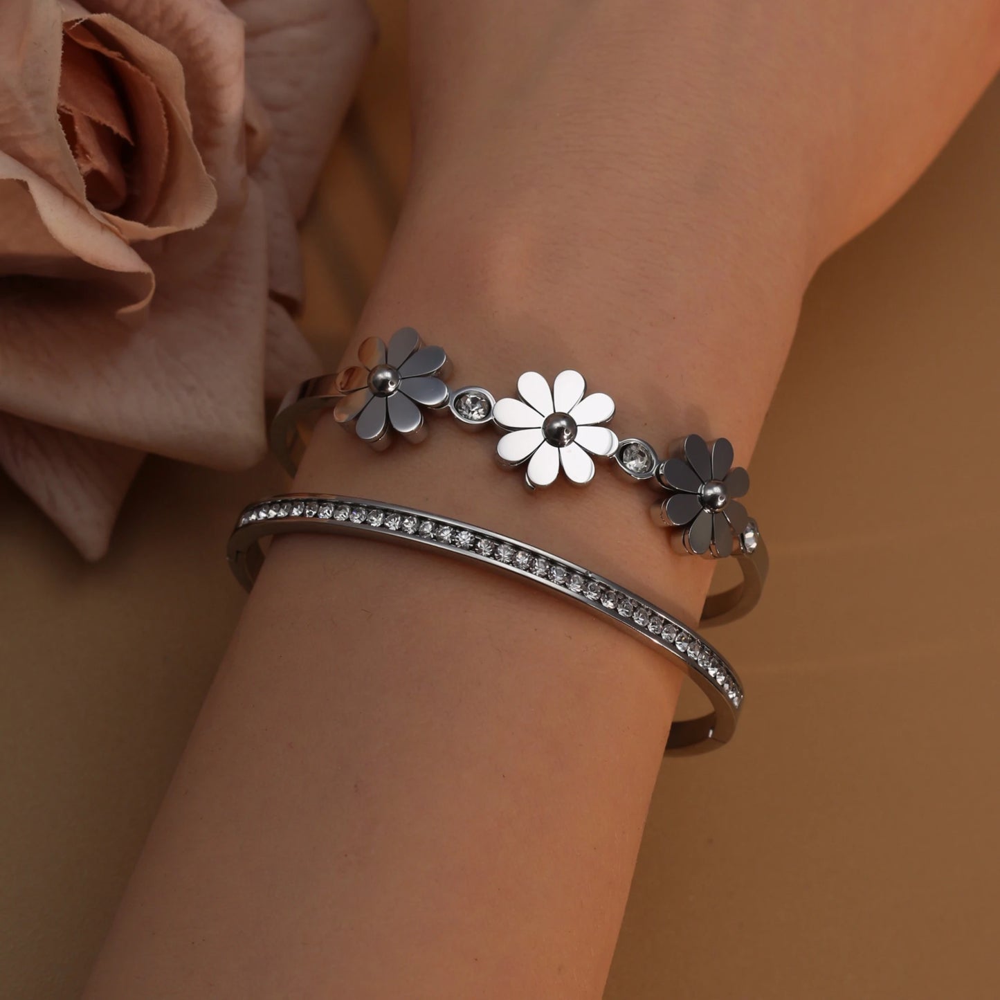Delicate Crystal Shape Stainless Steel Gold Color Women's Bracelet Bangles