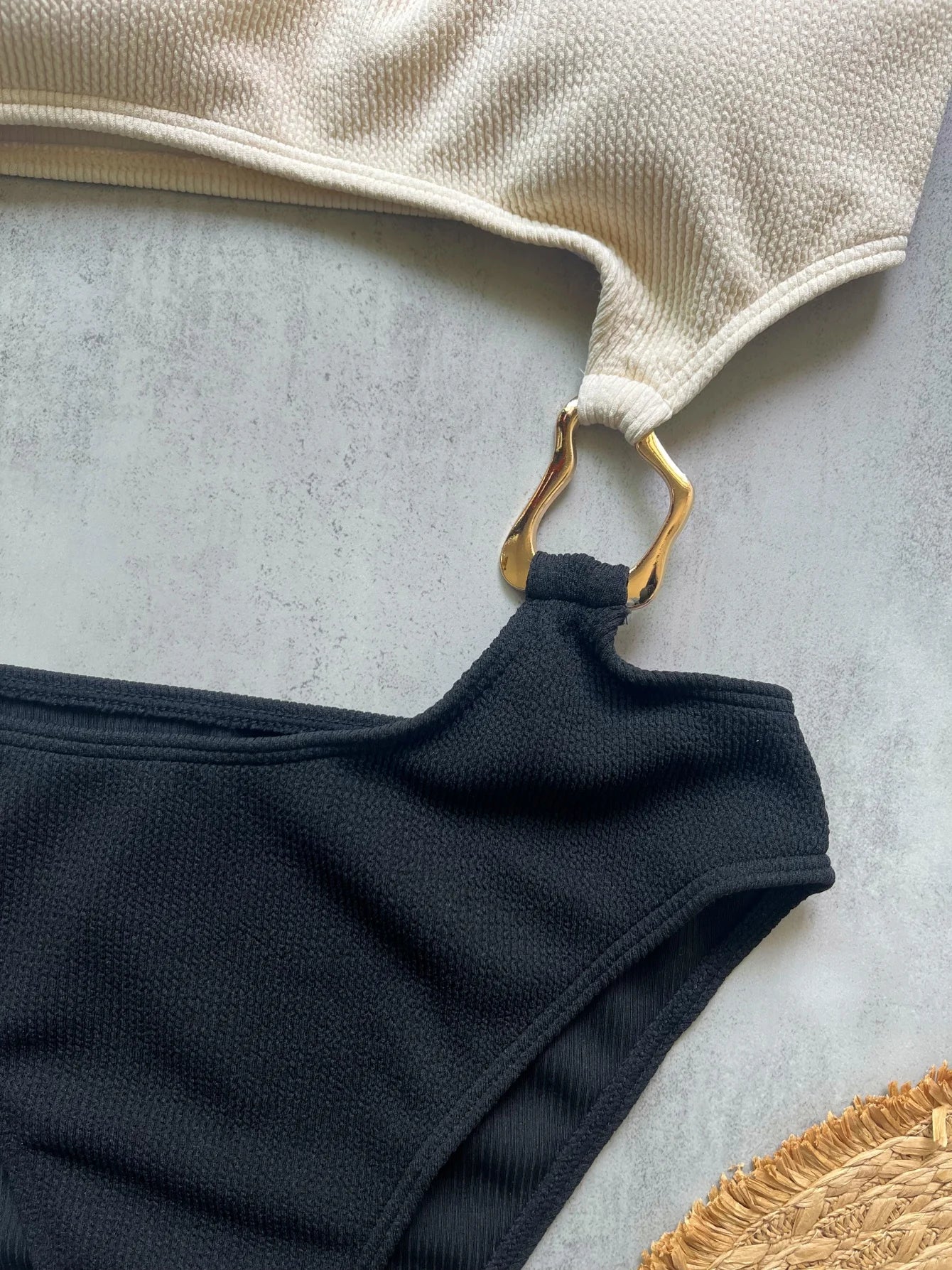 Women Splicing Asymmetric One Shoulder Piece Swimsuit Metal Ring High Cut Bather Bathing Suit