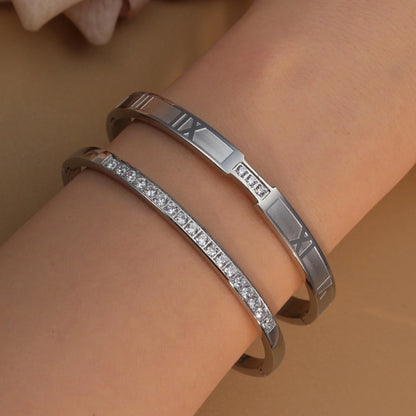Women Zircon Roman Numeral Stainless Steel Plated 18K Gold Bracelet