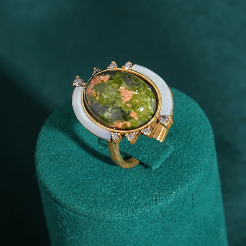 Women Vintage Antique Gold Color Oval Crystal Emerald Round Natural Stone Rings