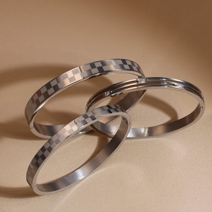 Luxury Polished Checkered Design Stainless Steel Crystal Wedding Party Bangle Bracelet