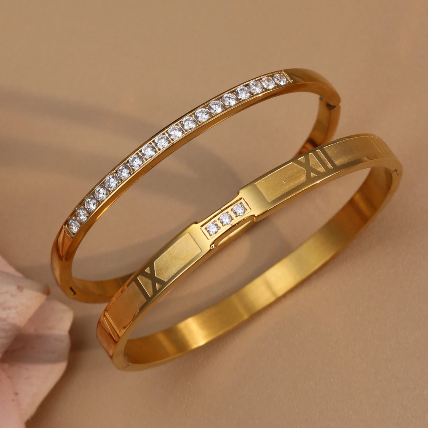 Women Zircon Roman Numeral Stainless Steel Plated 18K Gold Bracelet