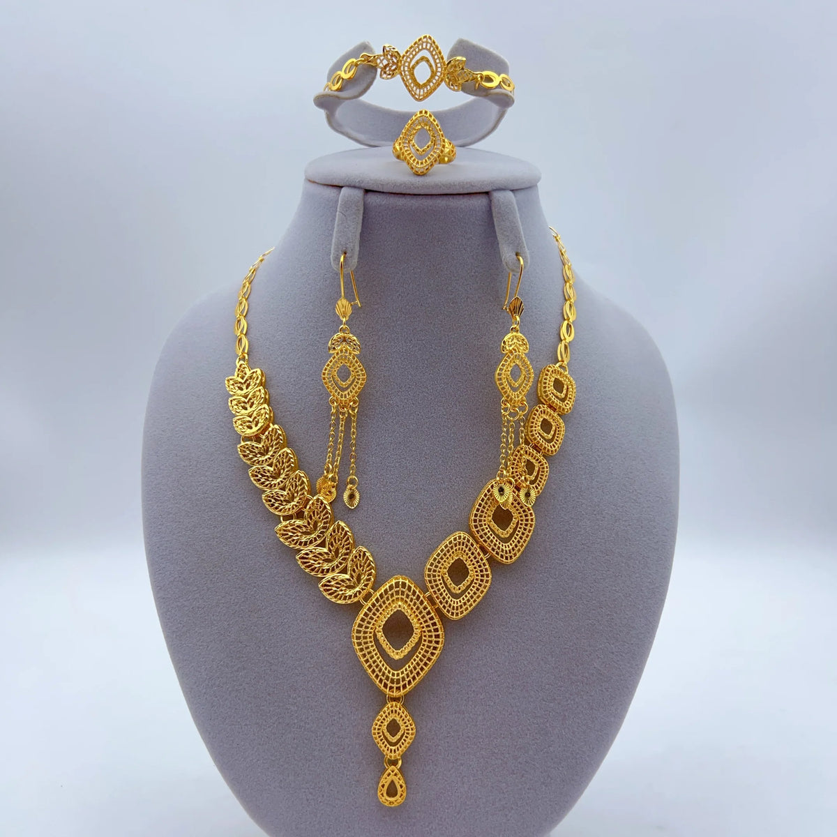 24K Gold Plated Women Wedding Dubai African Indian Brazilian Pendant Necklace Earrings