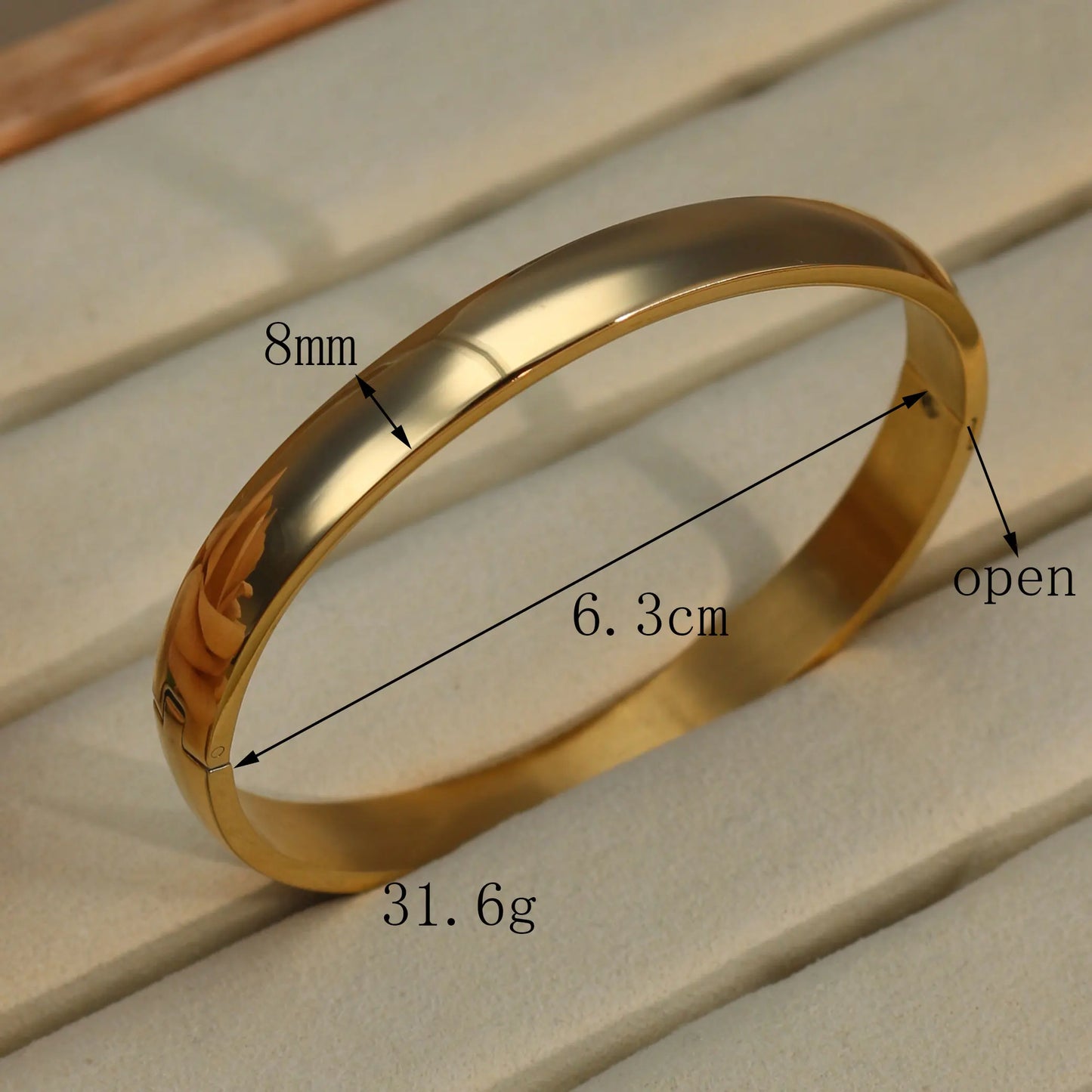 18K Gold-plated Stainless Steel Curved Polished Bangle Bracelet