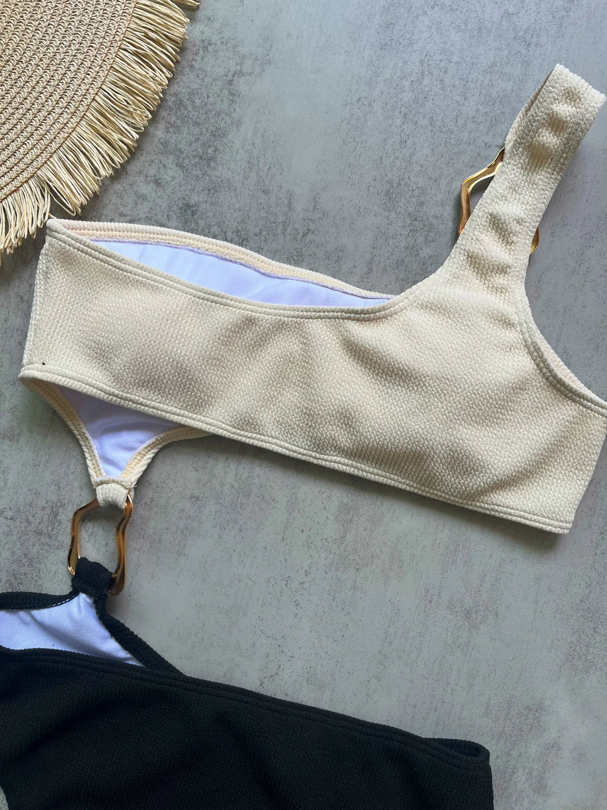 Women Splicing Asymmetric One Shoulder Piece Swimsuit Metal Ring High Cut Bather Bathing Suit