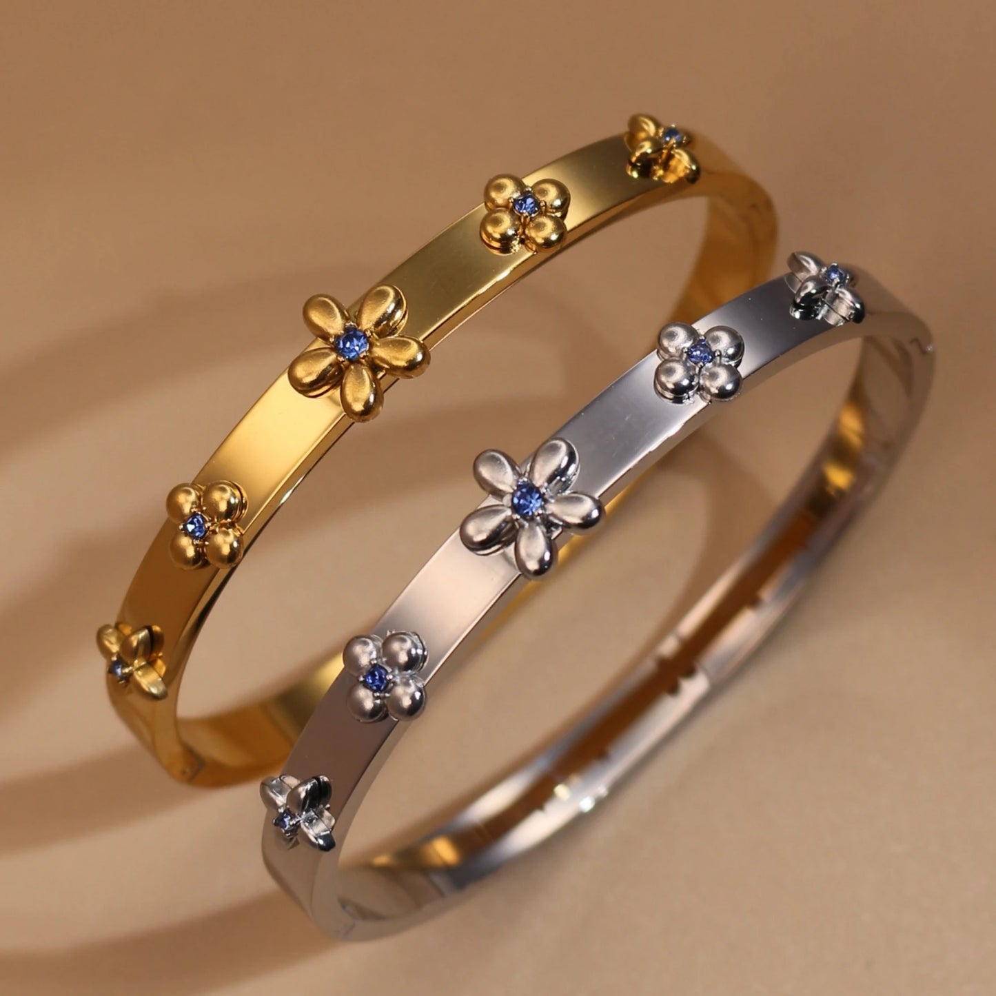 New Floral Blue Zircon Lentil Design 18K Gold Plated Stainless Steel Women's Bracelet Jewelry