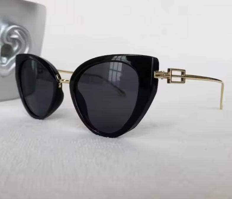 Oversized Cat Eye Women Designer Fashion Square Big Frame UV400 Sunglasses
