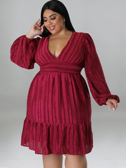 Plus size women jacquard V-neck striped long-sleeved party dress