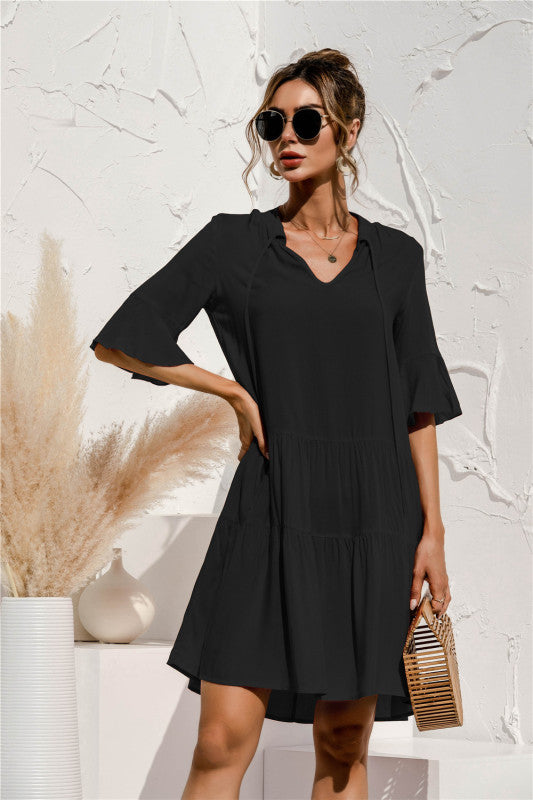 Women V-neck trumpet sleeve cake stylish stitching party dress